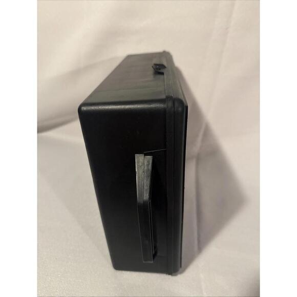 Vintage Hotwheels case holds 48 cars. Excellent condition. - Picture 3 of 7